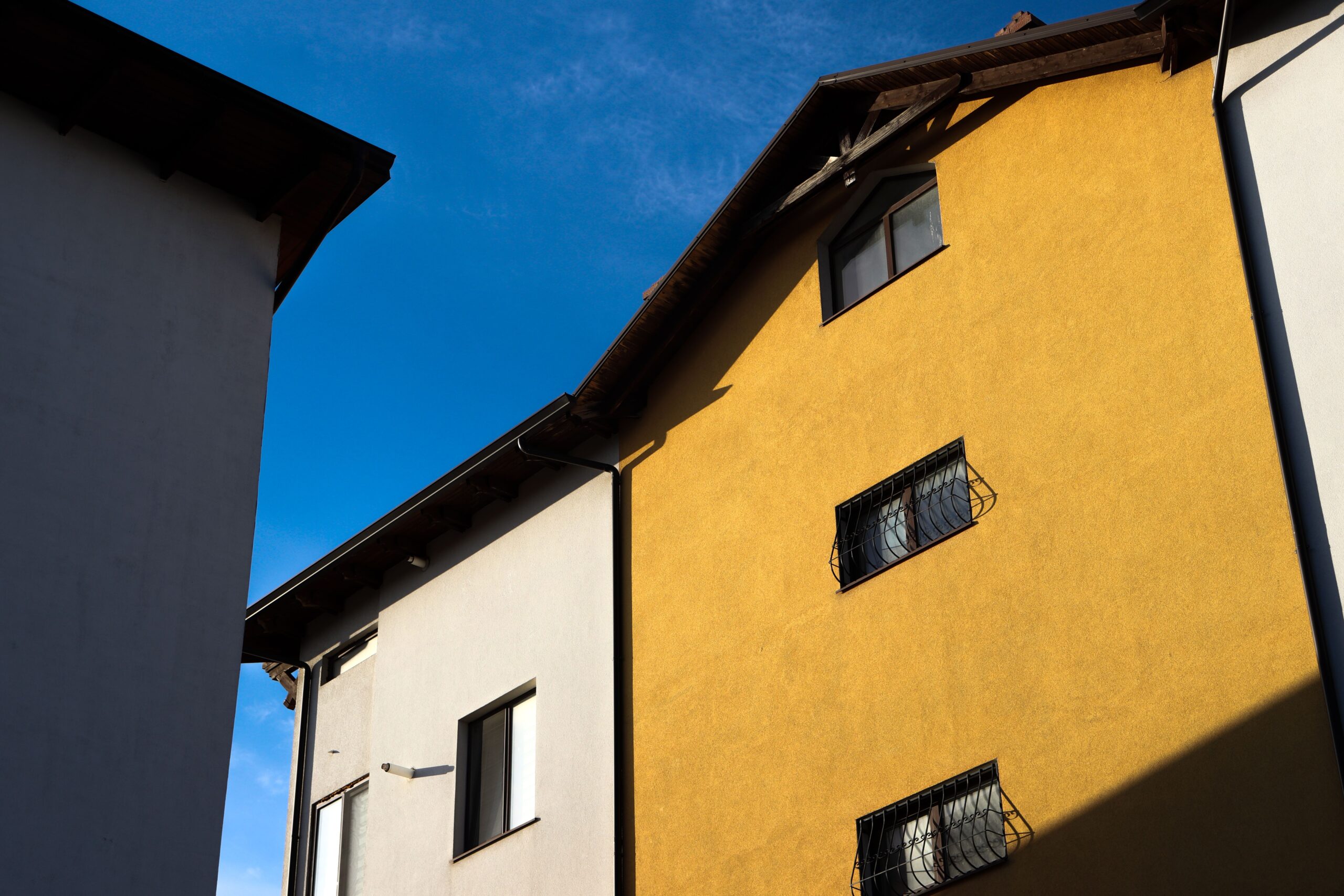 Wohnhausfassade instand setzen und aufwerten